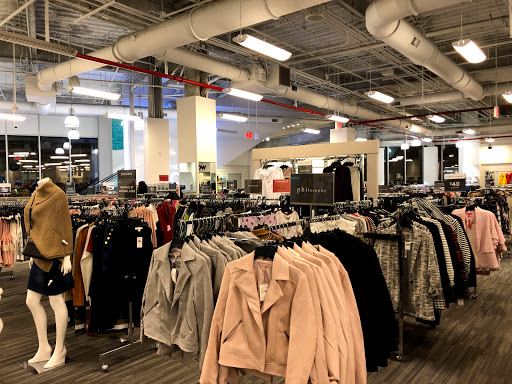 Department Store «Nordstrom Rack Skyview Center», reviews and photos, 4024 College Point Blvd, Flushing, NY 11354, USA
