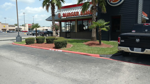 Shopping Mall «Humblewood Shopping Center», reviews and photos, 19661 US-59, Humble, TX 77338, USA