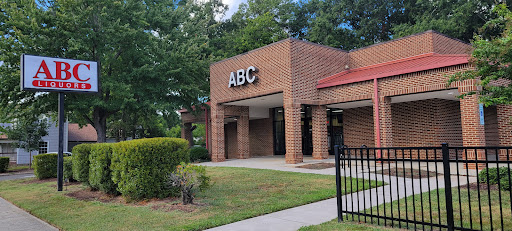 Liquor Store «Durham County ABC Board», reviews and photos, 2806 Hillsborough Rd, Durham, NC 27705, USA