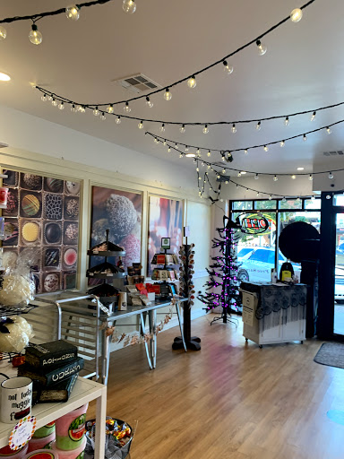 Chocolate Shop «Apple Tree Chocolate», reviews and photos, 754 Asp Ave, Norman, OK 73069, USA