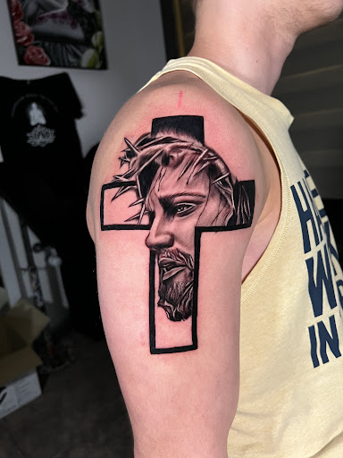 Explore easy tattoo ideas for females, creative tattoo ideas in Mesa, available at Conscious Child Tattoo Co.