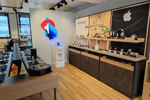 Swisscom Shop image