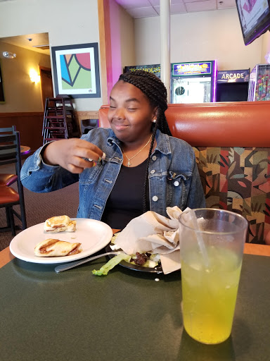 Shopping Mall «Heritage Park Shopping Center», reviews and photos, 250 Sunset Ave, Suisun City, CA 94585, USA