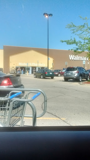 Department Store «Walmart Supercenter», reviews and photos, 415 Industrial Ave, Grinnell, IA 50112, USA