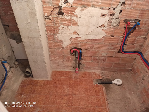 FONTANERÍA LM DESATASCOS , REFORMAS . en Bilbao, Vizcaya