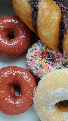 Donut Shop «Castro Valley Donuts», reviews and photos, 22150 Redwood Rd, Castro Valley, CA 94546, USA