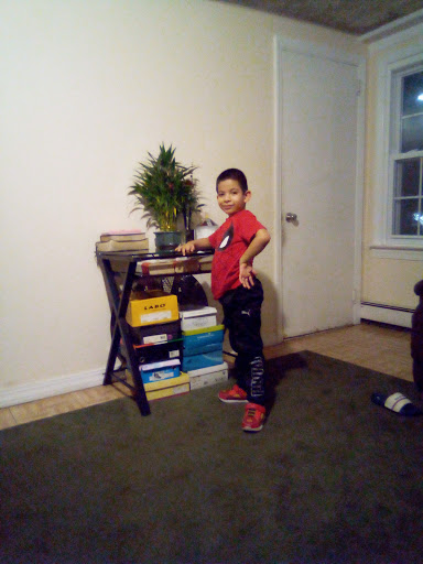 Tobacco Shop «Village Kava Bar & Smoke Shop», reviews and photos, 298 Maple Ave, Smithtown, NY 11787, USA