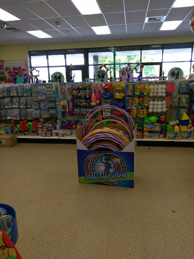 Dollar Store «Dollar Tree», reviews and photos, 4005 Manzanita Ave #32, Carmichael, CA 95608, USA