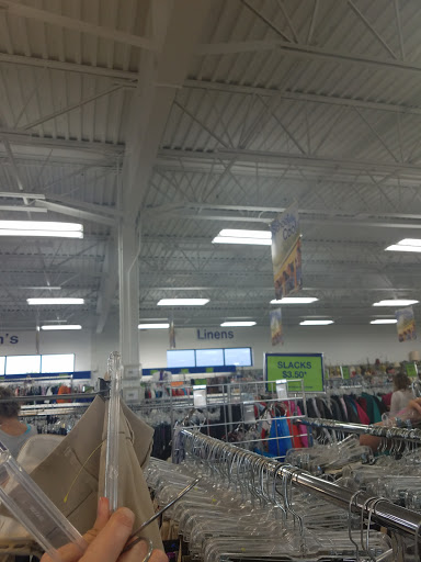 Thrift Store «Goodwill Retail Store of Lake St. Louis», reviews and photos, 913 Robert Raymond Dr, Lake St Louis, MO 63367, USA
