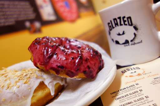 Donut Shop «Glazed and Infused», reviews and photos, 939 W Armitage Ave, Chicago, IL 60614, USA