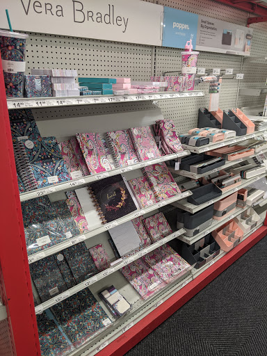 Office Supply Store «Staples», reviews and photos, 9319 5th Ave, Brooklyn, NY 11209, USA