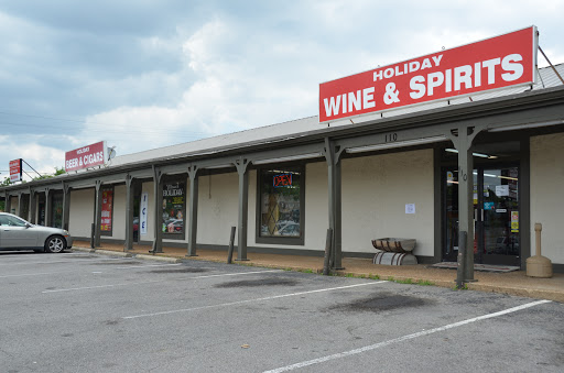 Holiday Wine & Spirits, 112 S Royal Oaks Blvd, Franklin, TN 37067, USA, 