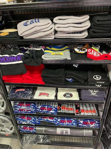 Clothing Store «Norcal Clothing and Smoke Shop», reviews and photos, 5802 Lindhurst Ave, Marysville, CA 95901, USA