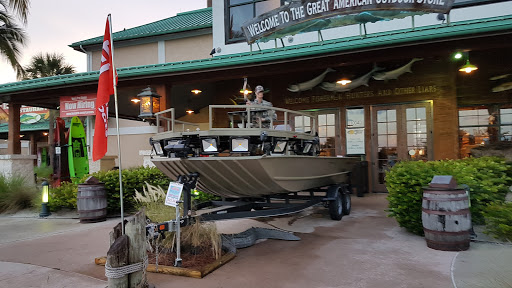 Sporting Goods Store «Bass Pro Shops», reviews and photos, 10040 Gulf Center Dr, Fort Myers, FL 33913, USA