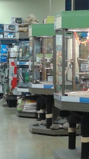 Pet Supply Store «Petco Animal Supplies», reviews and photos, 29560 W Seven Mile Rd, Livonia, MI 48152, USA