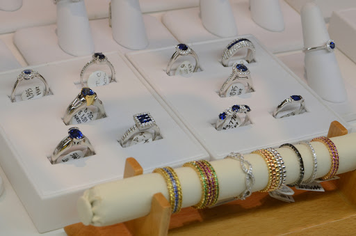 Jeweler «Stones Jewelry», reviews and photos, 107 W Front St, Wheaton, IL 60187, USA