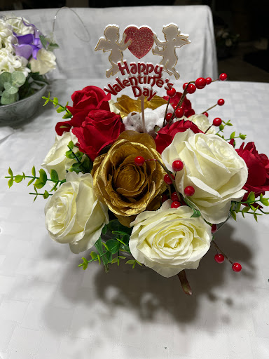 Florist «Renton Flower Shop», reviews and photos, 120 Union Ct NE, Renton, WA 98059, USA