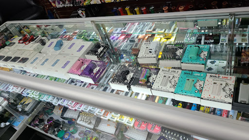 Vaporizer Store «Tobacco Castle & Vape Village», reviews and photos, 6343 Rolling Rd, Springfield, VA 22152, USA
