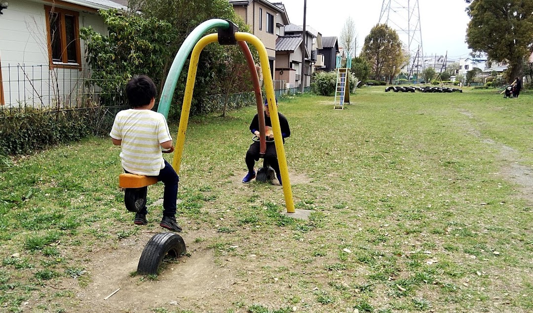 タイヤ公園