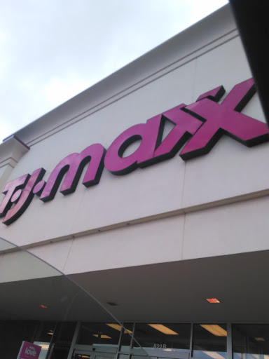 Department Store «T.J. Maxx», reviews and photos, 821 S James Campbell Blvd, Columbia, TN 38402, USA