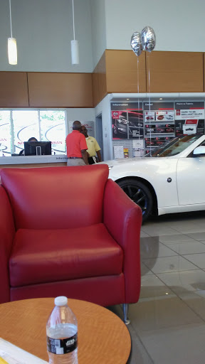 Nissan Dealer «St. Charles Nissan», reviews and photos, 5625 Veterans Memorial Pkwy, St Peters, MO 63376, USA