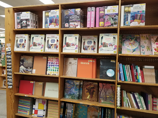 Book Store «Half Price Books», reviews and photos, 770 E Road to Six Flags St, Arlington, TX 76011, USA