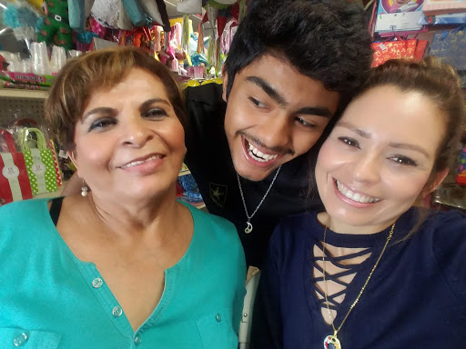 Tobacco Shop «Smoken Smoke House», reviews and photos, 13260 Woodruff Ave, Downey, CA 90242, USA