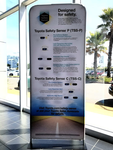 Toyota Dealer «Hanlees Davis Toyota», reviews and photos, 4202 Chiles Rd, Davis, CA 95616, USA