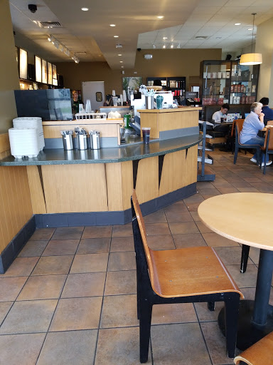 Coffee Shop «Starbucks», reviews and photos, 4503 Fleur Dr, Des Moines, IA 50321, USA