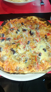 Plats et boissons du Pizzeria Lybia Pizza à Le Teich - n°2