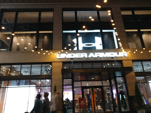 Clothing Store «Under Armour Brand House», reviews and photos, 1201 Woodward Ave, Detroit, MI 48226, USA