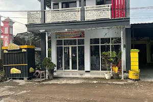 warung kopi cak dower image