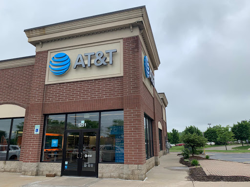 Cell Phone Store «AT&T», reviews and photos, 1251 Lawson Dr, Howell, MI 48843, USA