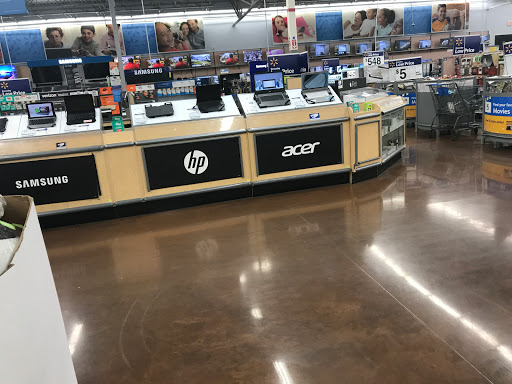 Discount Store «Walmart», reviews and photos, 6210 Annapolis Rd, Landover Hills, MD 20784, USA