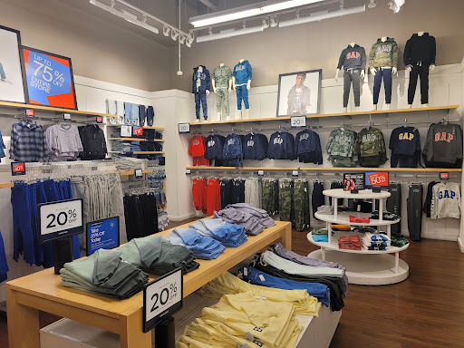 Clothing Store «Gap Outlet», reviews and photos, 1600 Saratoga Ave, San Jose, CA 95129, USA