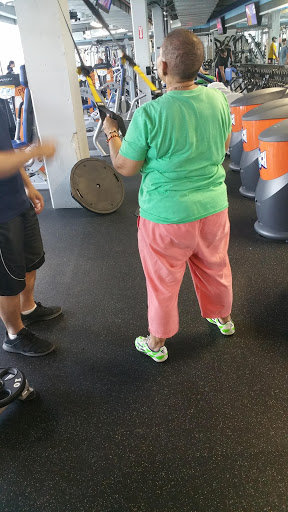 Health Club «Crunch - Norwood», reviews and photos, 3170 Webster Ave, Bronx, NY 10467, USA