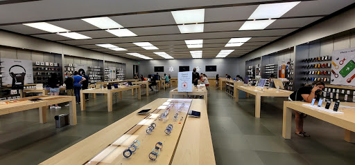 Computer Store «Apple Towson Town Center», reviews and photos, 825 Dulaney Valley Rd, Towson, MD 21204, USA