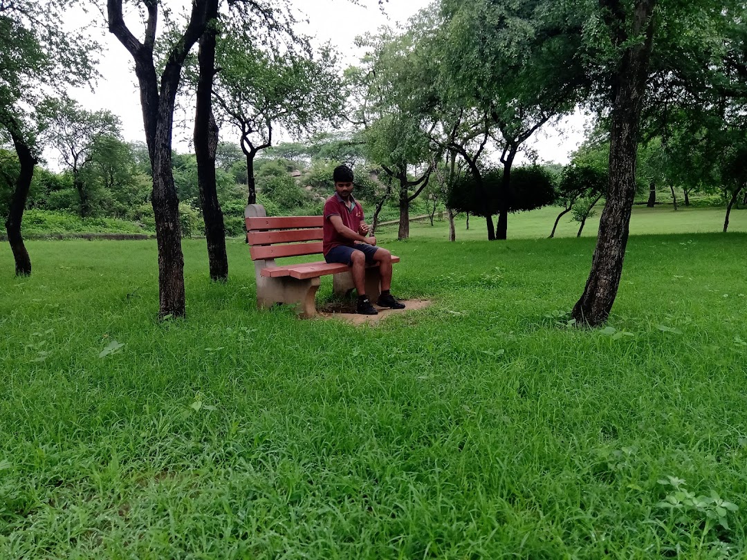 DDA Park Lal Kuan