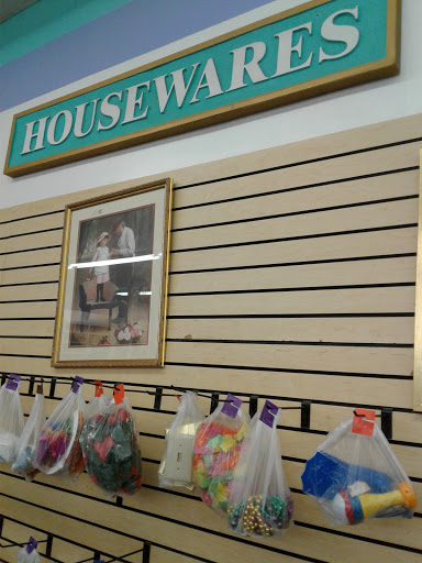 Thrift Store «Value Village Thrift Store», reviews and photos, 4451 Central Ave, Charlotte, NC 28205, USA