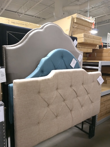 Home Goods Store «At Home», reviews and photos, 4620 Stadium Dr, Kalamazoo, MI 49008, USA