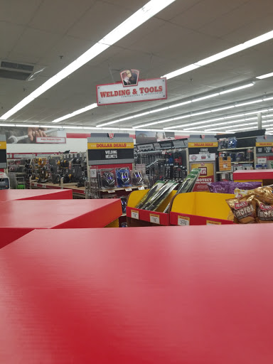 Home Improvement Store «Tractor Supply Co.», reviews and photos, 1503 E Main St, Waynesboro, PA 17268, USA