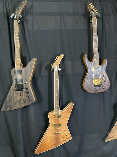 ELDEN Handcrafted Guitars