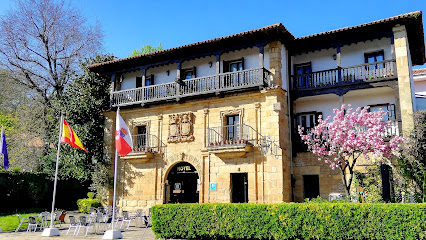 Hotel Museo Los Infantes, su hotel en Santillana - Av. de Dorat, 1, 39330 Santillana del Mar, Cantabria, Spain