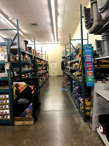 Pet Supply Store «Petco Animal Supplies», reviews and photos, 1820a W Uintah St, Colorado Springs, CO 80904, USA