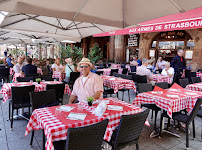 Atmosphère du Restaurant de spécialités alsaciennes Aux Armes de Strasbourg - n°12