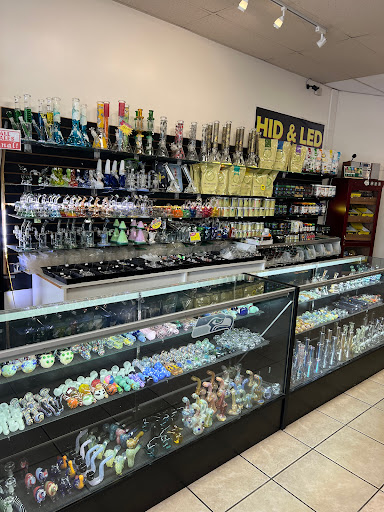 Tobacco Shop «Ryo Tobacco», reviews and photos, 4500 NE Sunset Blvd # A, Renton, WA 98059, USA
