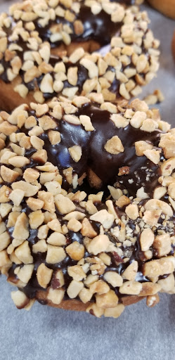 Donut Shop «Daylight Donuts», reviews and photos, 3560 E Court St, Iowa City, IA 52245, USA