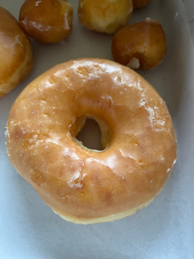 Donut Shop «Donut City», reviews and photos, 1210 Pacific Coast Hwy, Seal Beach, CA 90740, USA