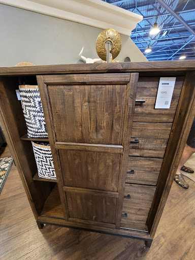 Furniture Store «Living Spaces - Van Nuys», reviews and photos, 14400 Arminta St, Panorama City, CA 91402, USA