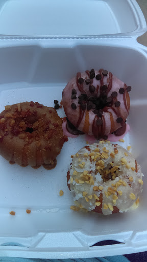 Donut Shop «District 6 Donuts», reviews and photos, 6 Oakwood Ave Ste C, Dayton, OH 45409, USA